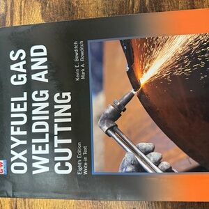 Oxyfuel Gas Welding and Cutting — Technical Reference Book (Black/Orange)